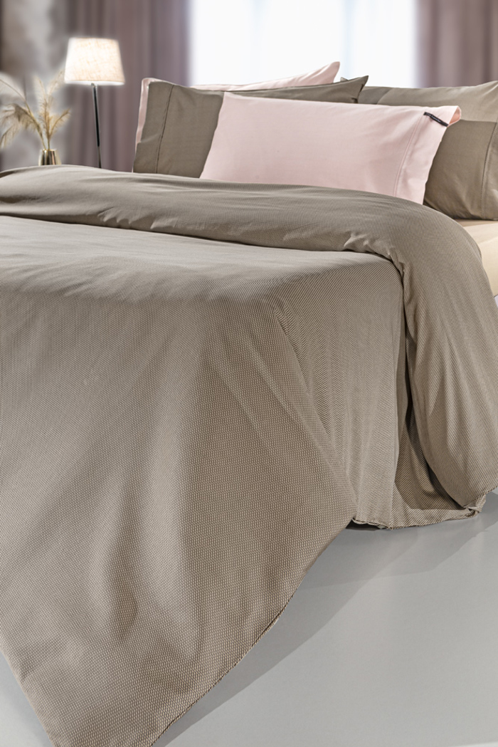 Guy Laroche Sentoni Minimal Wenge 180x270cm